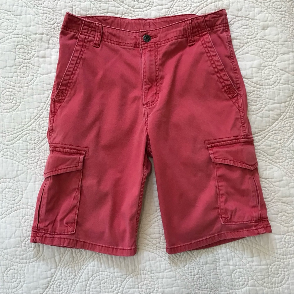 Wrangler cotton Red Cargo Shorts for boys size 16
